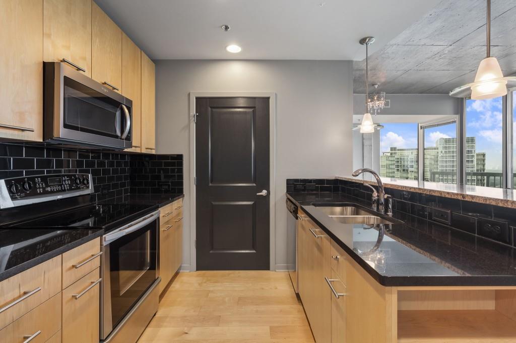 3324 Peachtree Road NE 2918