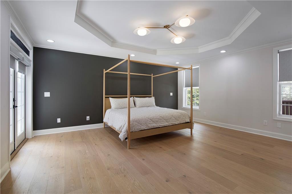 Cumming, Georgia, 30040, United States, 5 Bedrooms Bedrooms, ,5 BathroomsBathrooms,Residential,Active,2038217