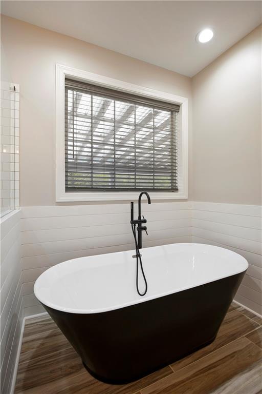 Cumming, Georgia, 30040, United States, 5 Bedrooms Bedrooms, ,5 BathroomsBathrooms,Residential,Active,2038217
