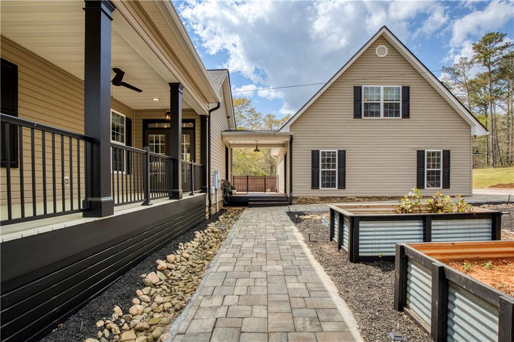 Cumming, Georgia, 30040, United States, 5 Bedrooms Bedrooms, ,5 BathroomsBathrooms,Residential,Active,2038217