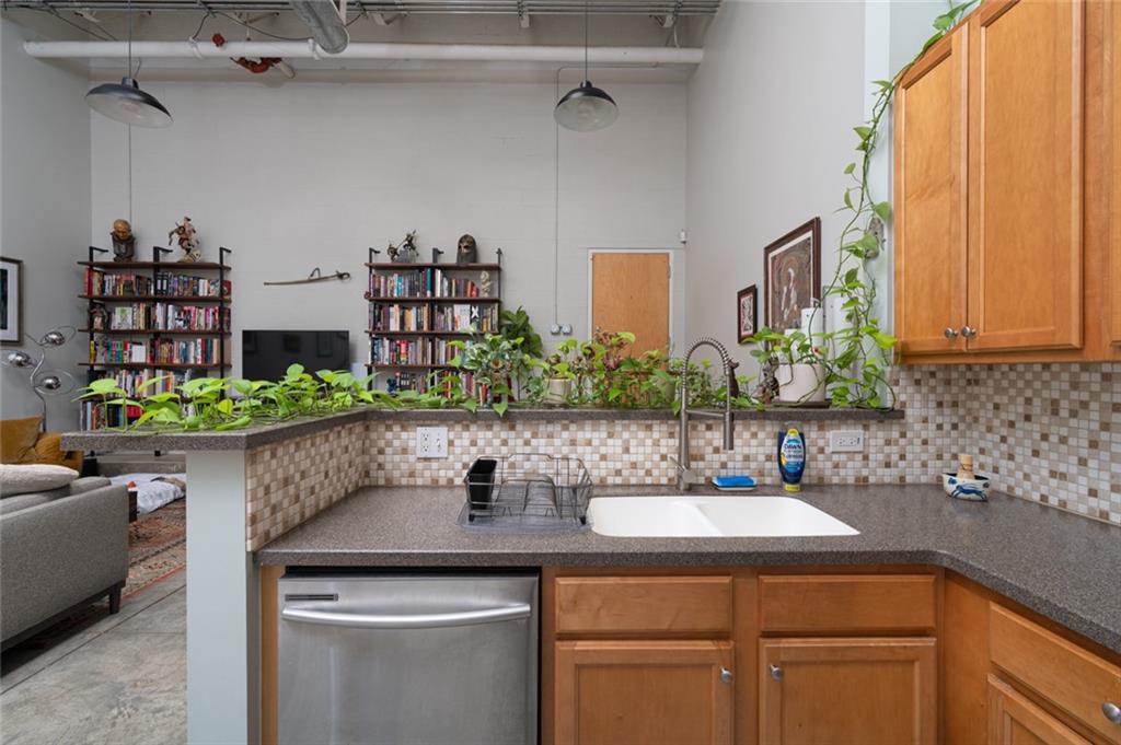 174 Chester Avenue SE 142