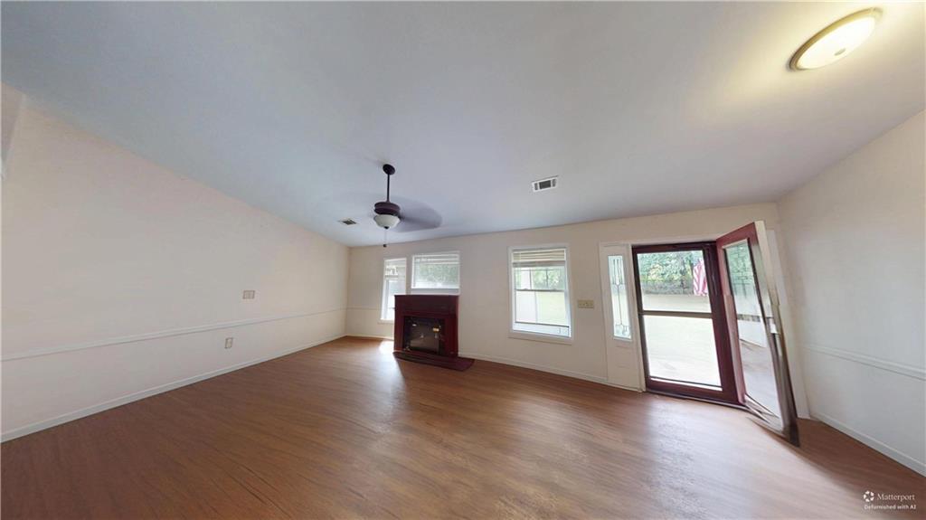 654 Peeples Valley Road NE