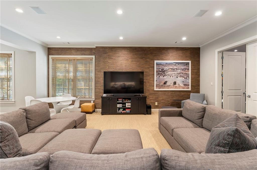 Sandy Springs - Residential