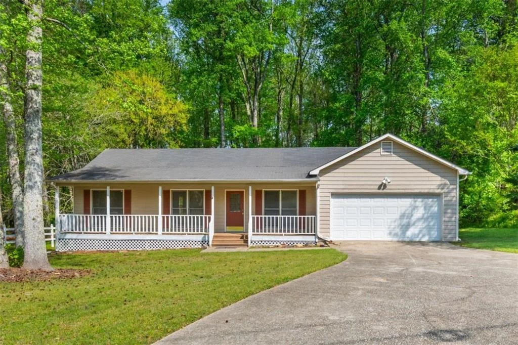 1544 Pine Creek Way