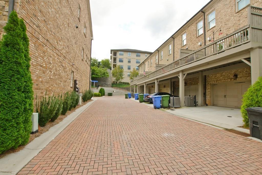 4000 Chastain Preserve Way, Atlanta, Georgia image 24