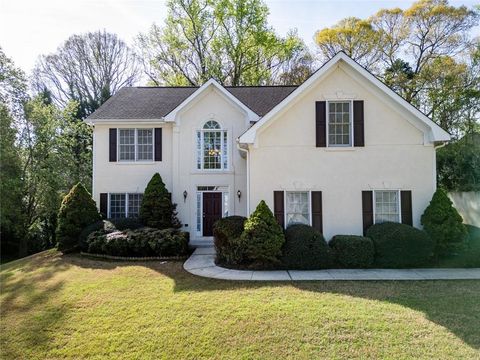 Homes For Sale - 159 Roberts Road<br/> Suwanee, GA 30024