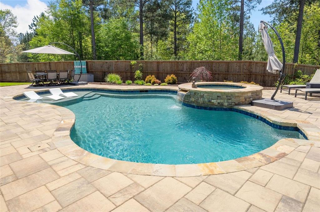 2111 Harmony Drive, Canton, Georgia image 3
