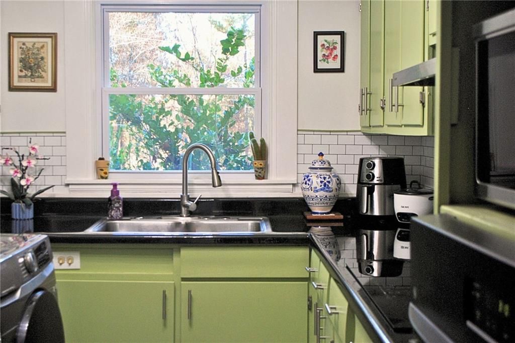 Photo of 2209 Willivee Place, Decatur, GA 30033 (MLS # 7685600)