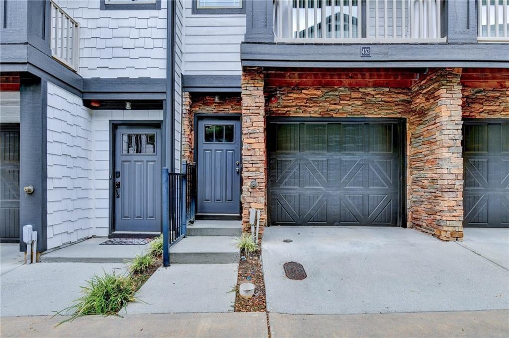 215 Semel Drive NW 453