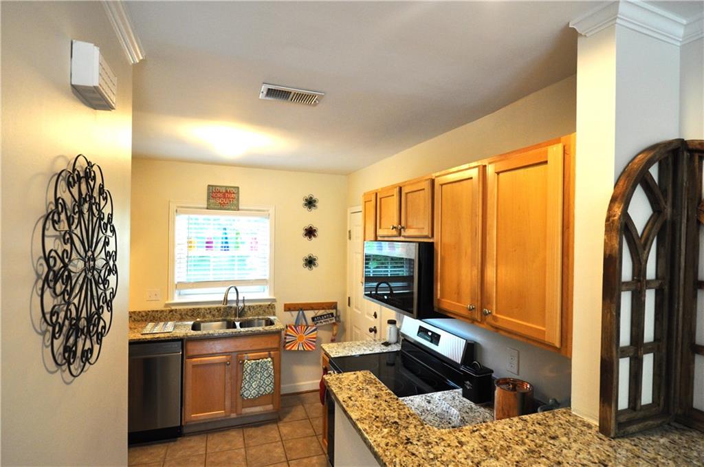 1332 Euclid Avenue C