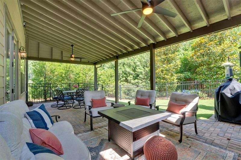 1099 Heyward Way