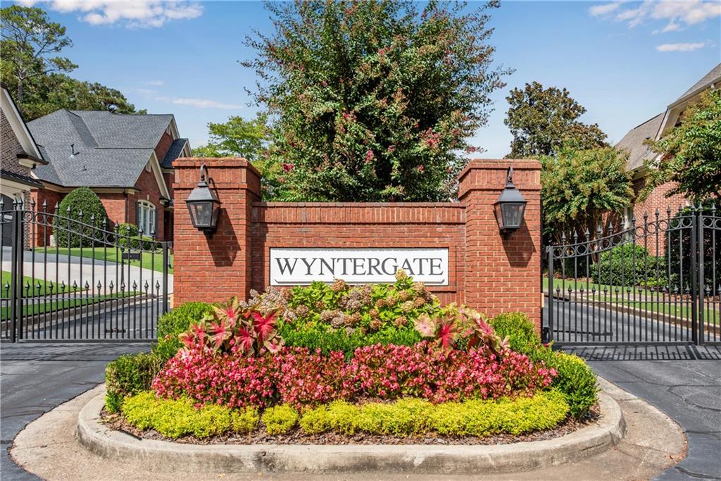 1850 E Gate Cove