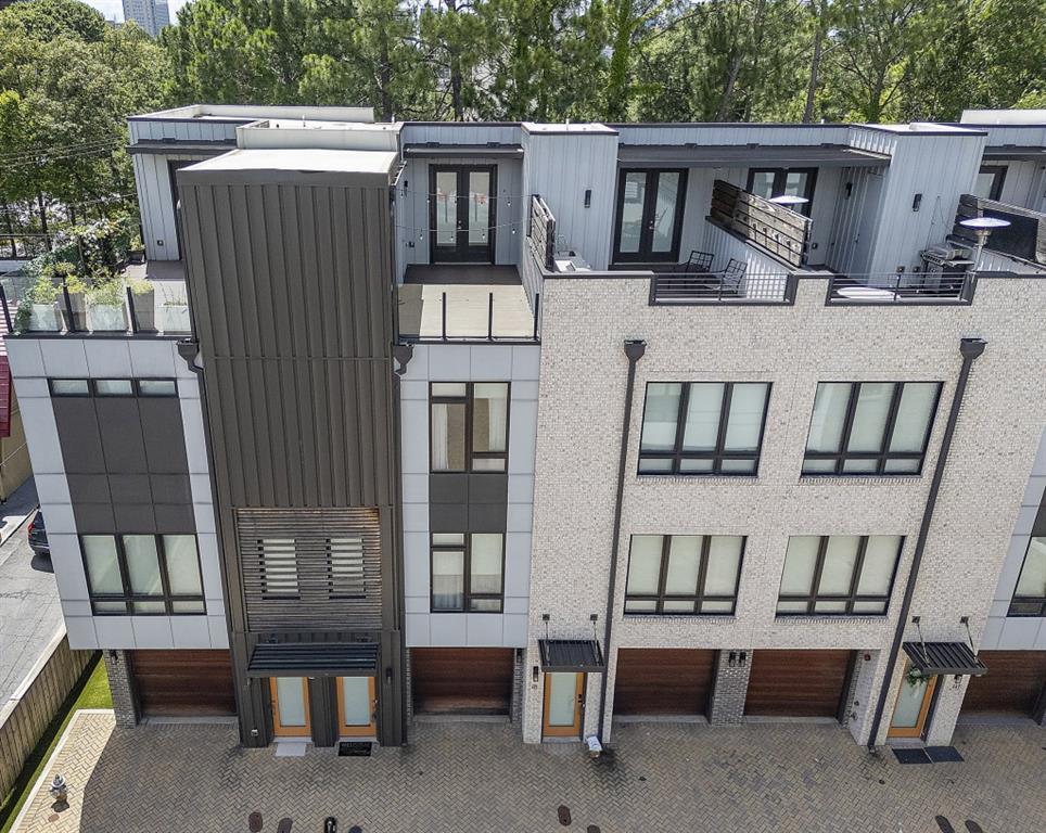 133 City View Court NE