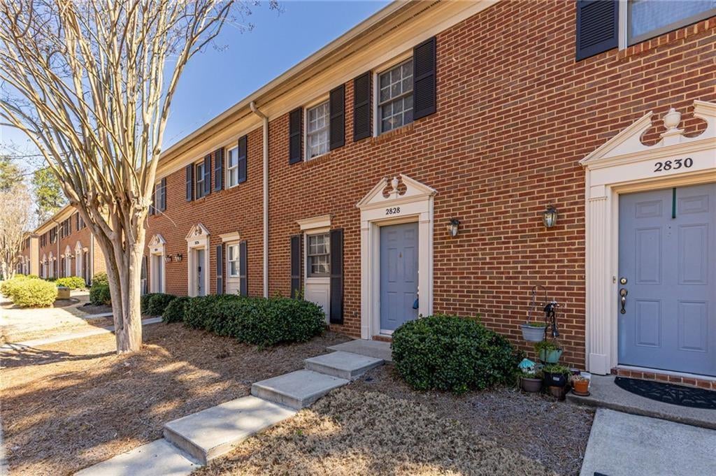2828 Webb Bridge Road