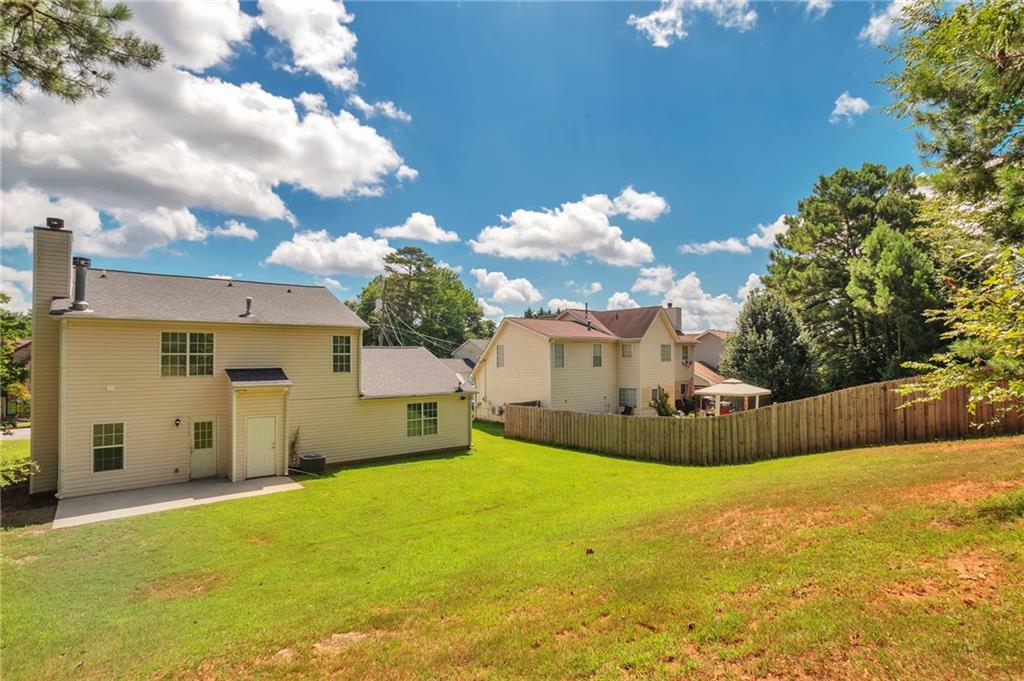 3945 Compton Pointe