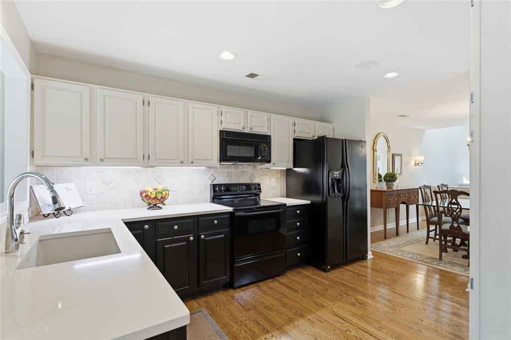 4133 Fawn Court Court