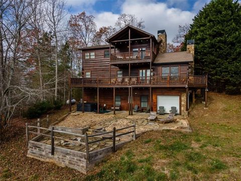 A home in Mineral Bluff