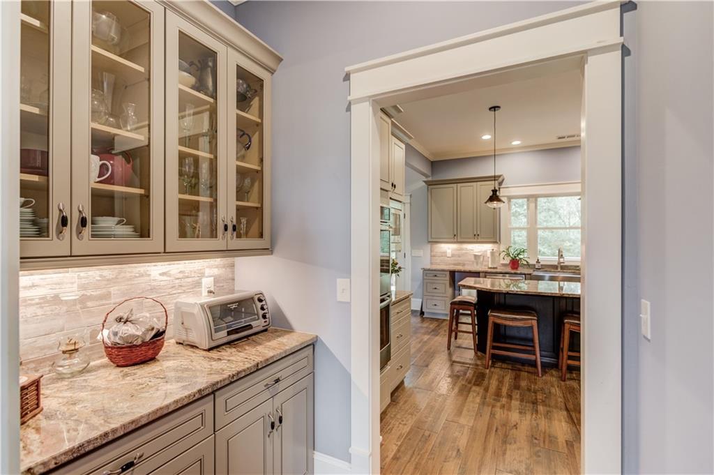 624 Skyland Drive, Hoschton, Georgia image 10