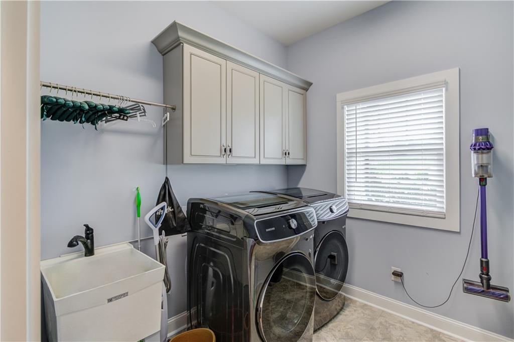 624 Skyland Drive, Hoschton, Georgia image 33