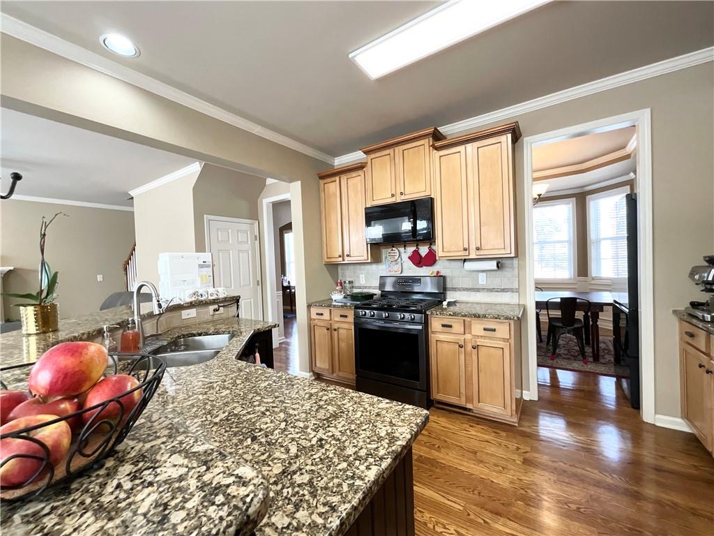 2585 Chandler Grove Drive, Buford, Georgia image 25