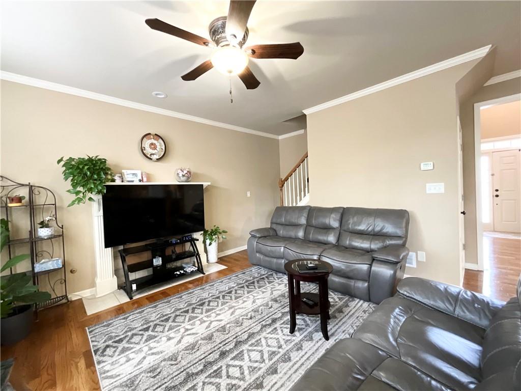 2585 Chandler Grove Drive, Buford, Georgia image 15
