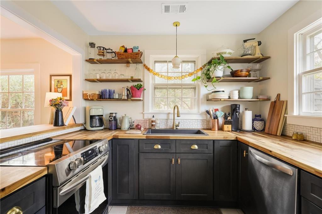 Forest Hills - Residential