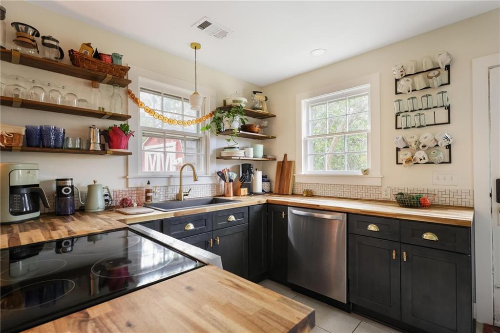 Forest Hills - Residential