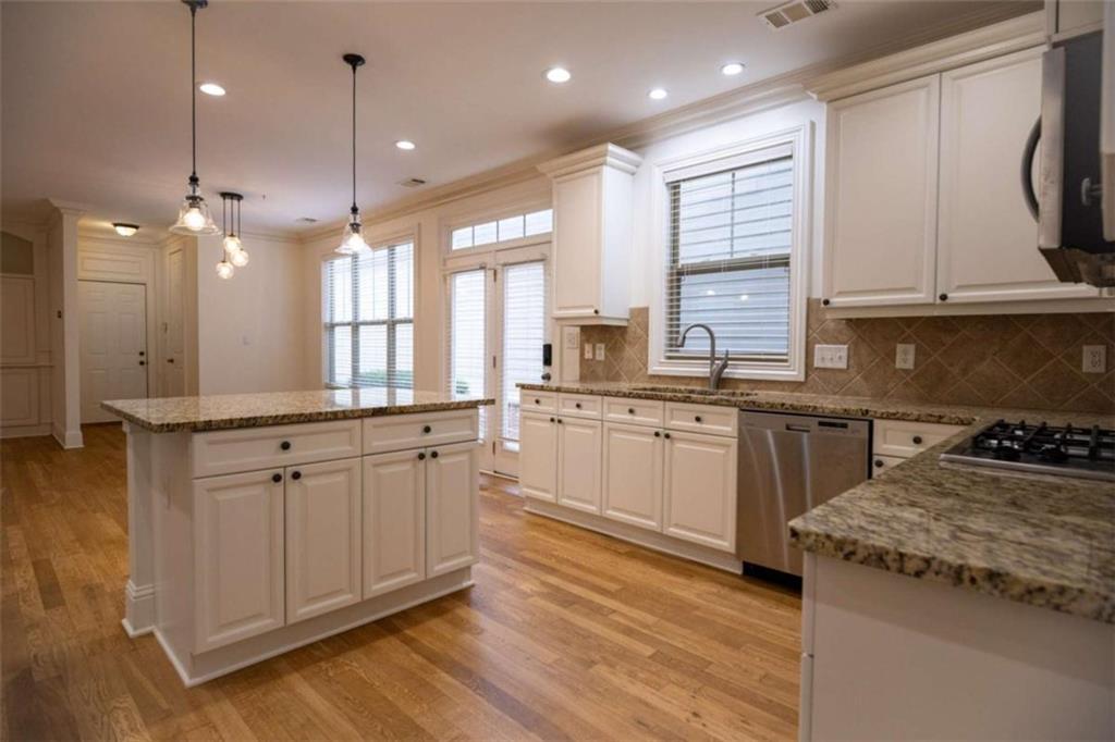 319 Barbados Lane, Suwanee, Georgia image 13