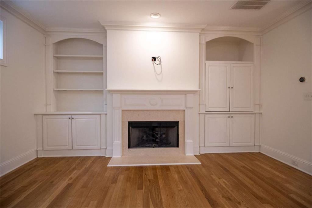 319 Barbados Lane, Suwanee, Georgia image 5