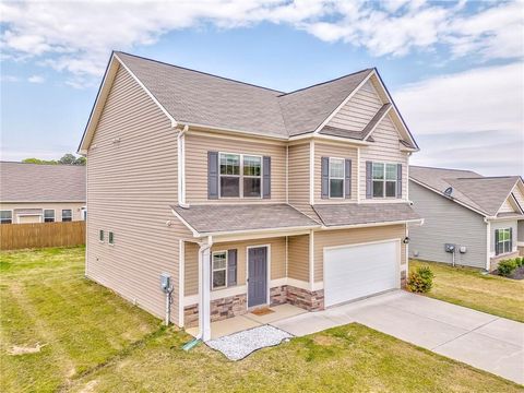 211 Birch Lane Calhoun GA 30701