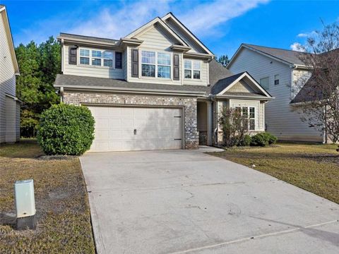 A home in Fairburn