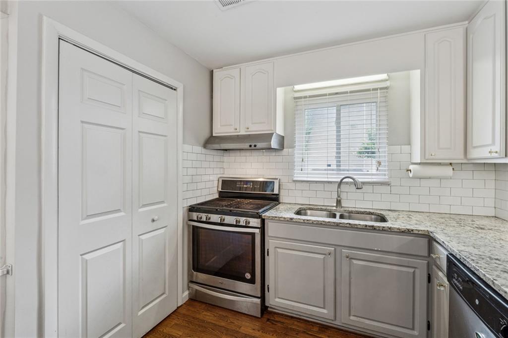 346 Carpenter Drive #77, Sandy Springs, Georgia image 6