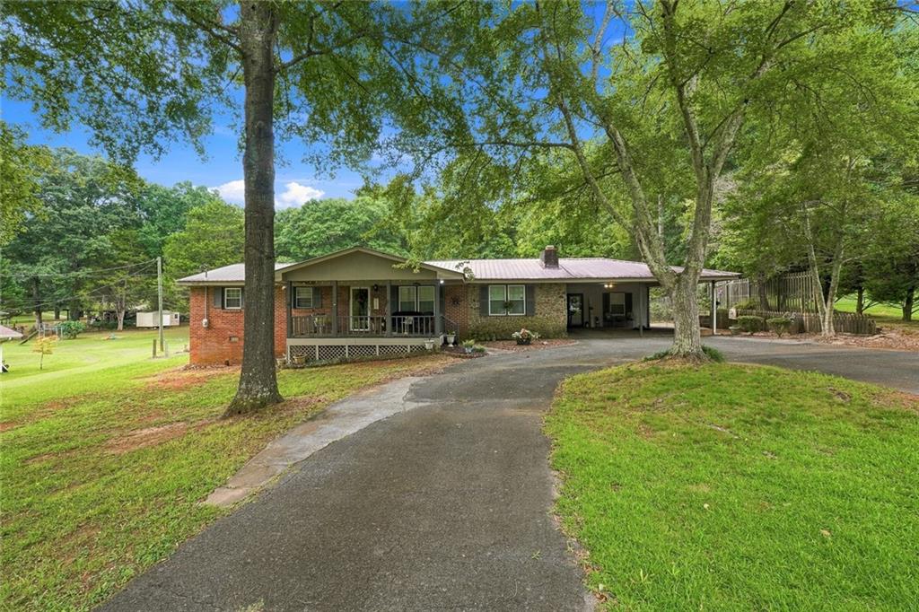 5 Elaine Drive