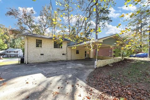 A home in Fairburn