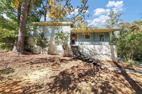 A home in Fairburn