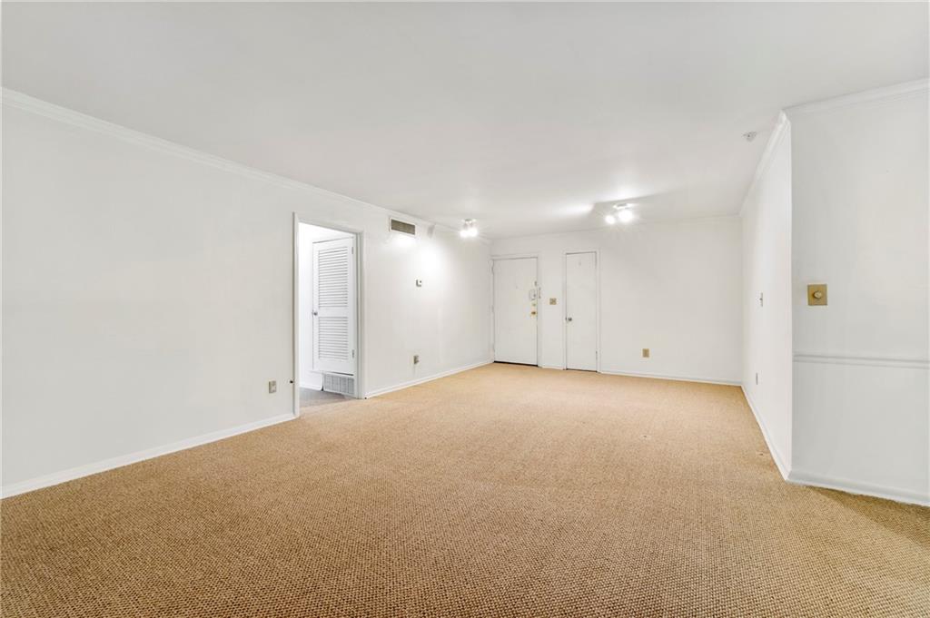 1111 Clairemont Avenue #J6, Decatur, Georgia image 8