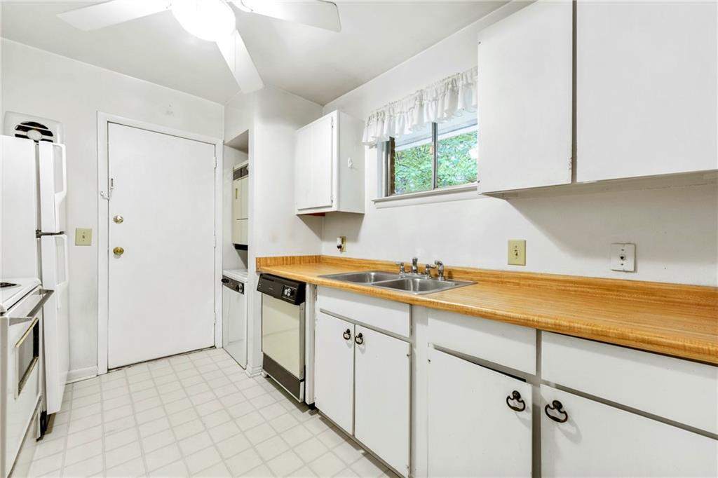 1111 Clairemont Avenue #J6, Decatur, Georgia image 11
