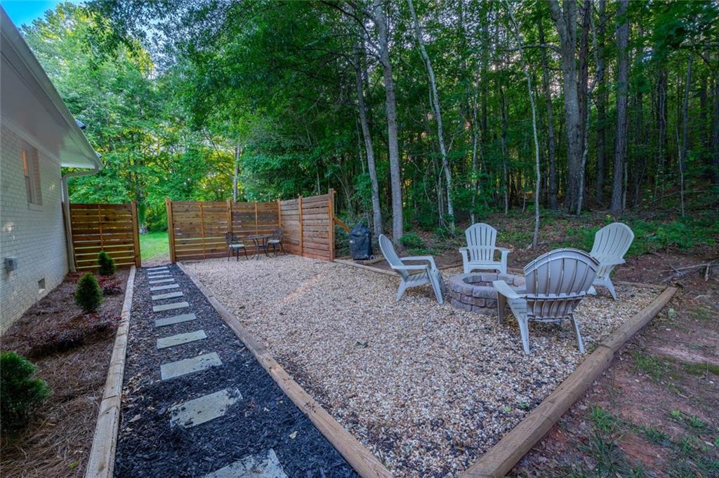 222 N North Mize Road