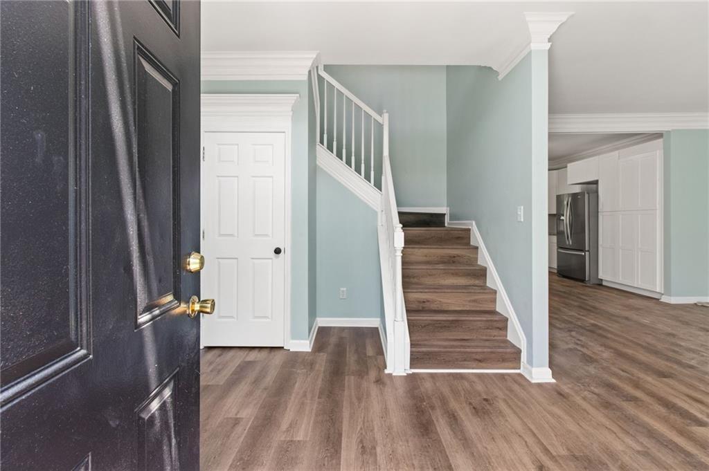 3183 Robinwood Trail