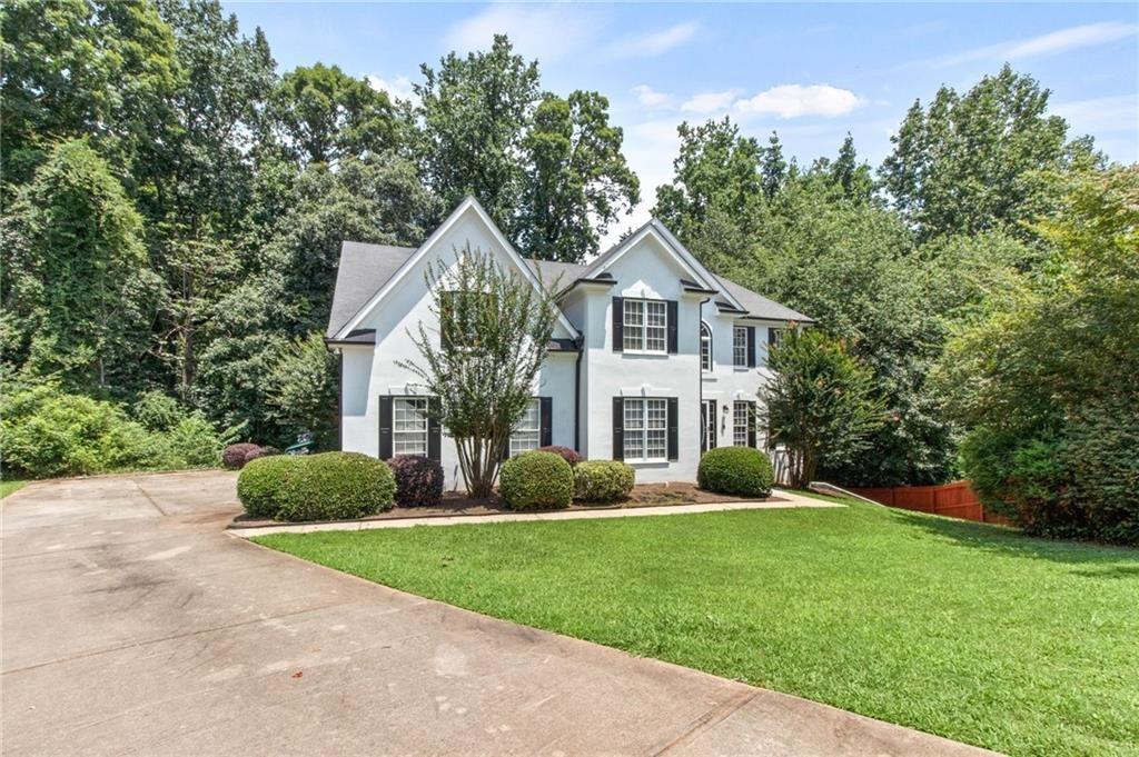 3183 Robinwood Trail