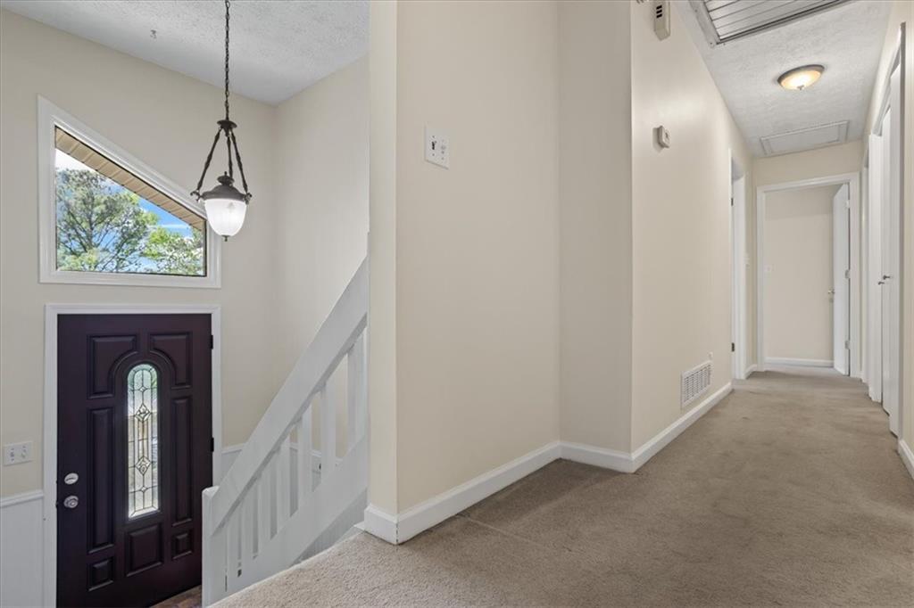 832 Wyntuck Drive, Kennesaw, Georgia image 4