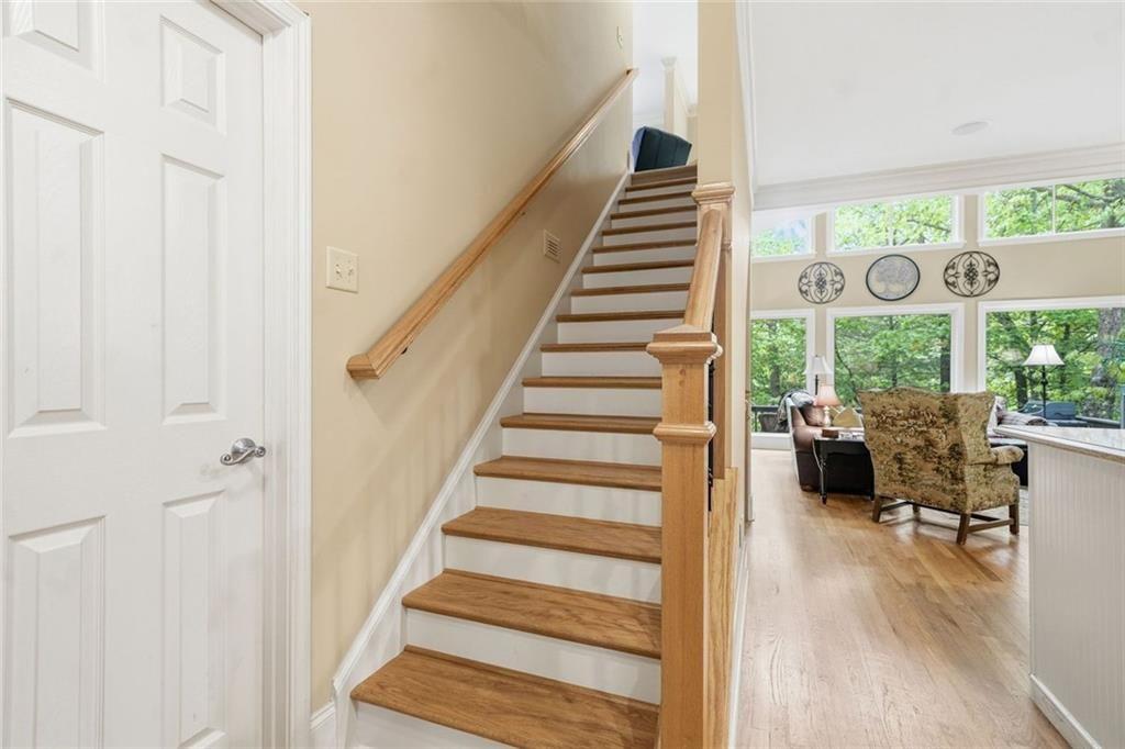 67 Chestnut Knoll Court