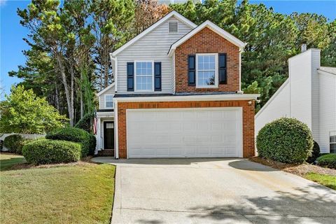 Homes For Sale - 208 Chelsea Court<br/> Woodstock, GA 30189