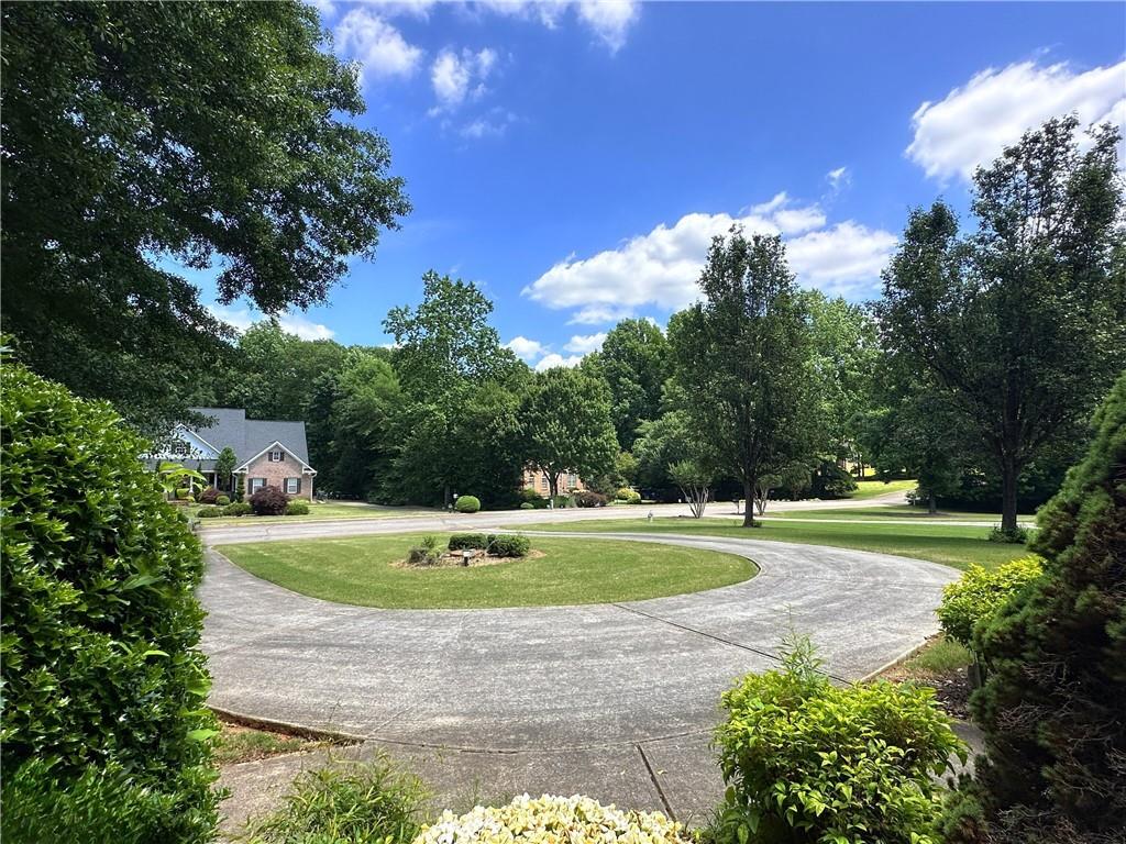 595 Huiet Drive, Mcdonough, Georgia image 3