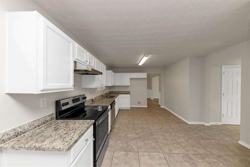 116 Rolling Meadows Court, Hampton, Georgia image 12