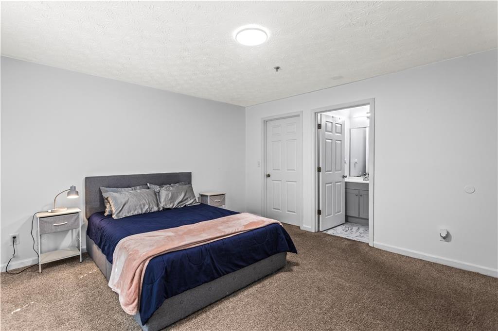 Fairington Village - Residential