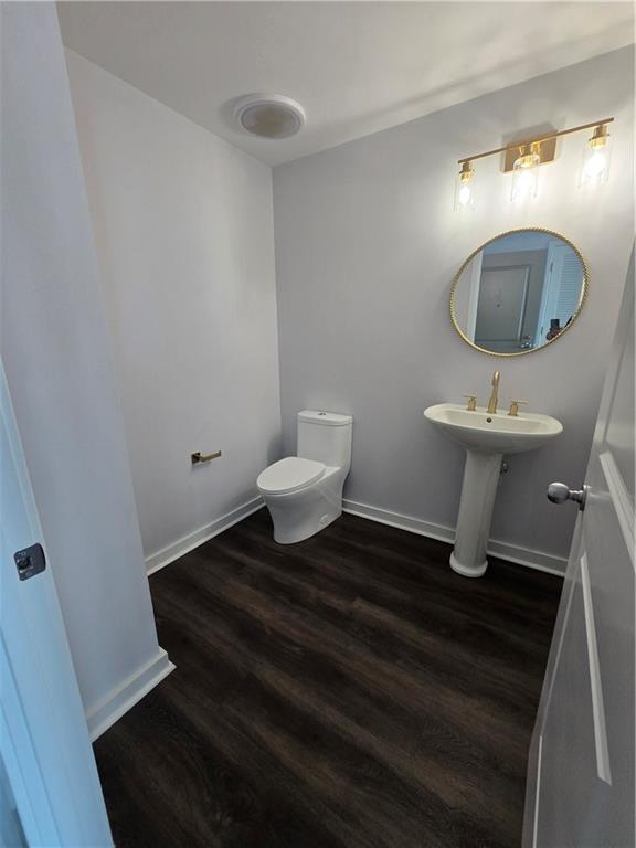 3338 Peachtree Road NE 1809