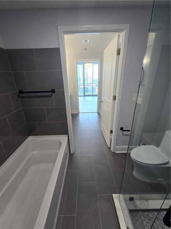 3338 Peachtree Road NE 1809