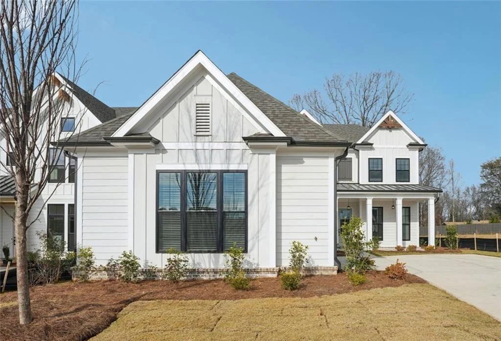 572 Sawnee Village Boulevard