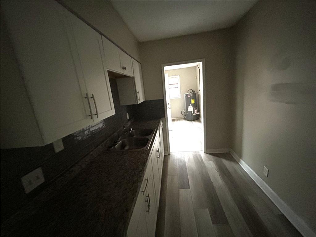 540 Hamilton E Holmes Drive NW